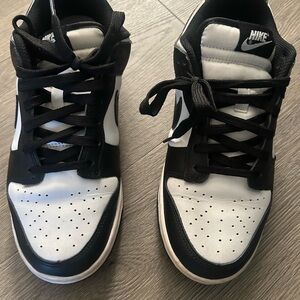 Womens Black and White Nike Panda